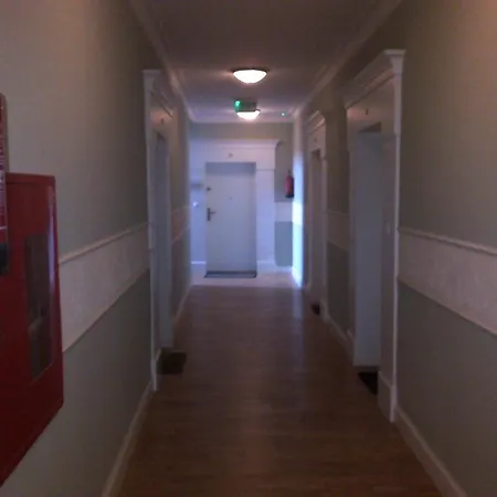 Apartlux Self Check-in 24h *